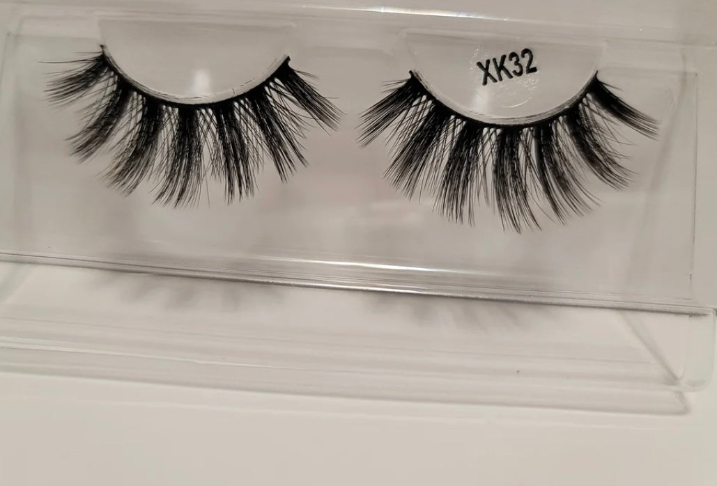 Faux mink strip eyelash